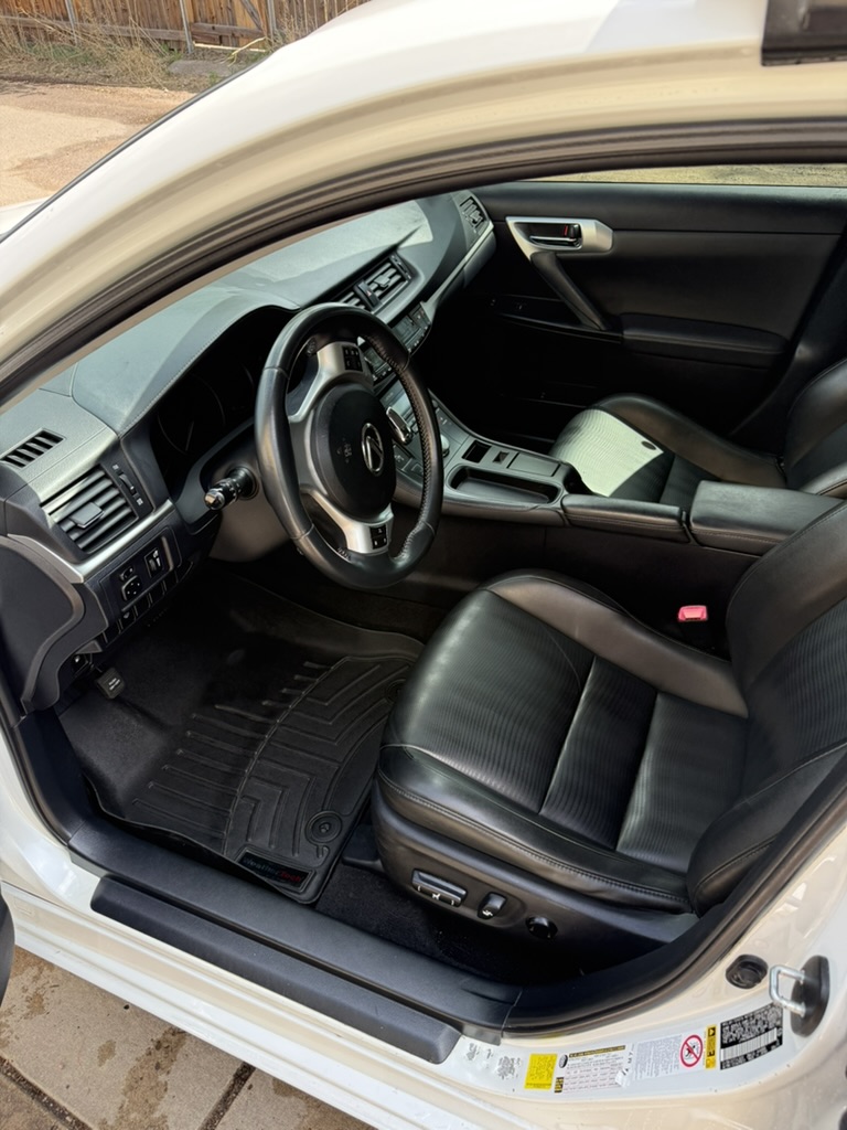 Finished interior, front cabin detailed